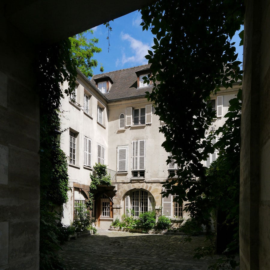cour-de-rohan